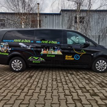 rent a bus brasov: road runner