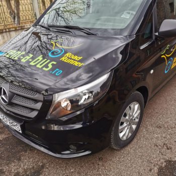 rent a bus brasov: road runner